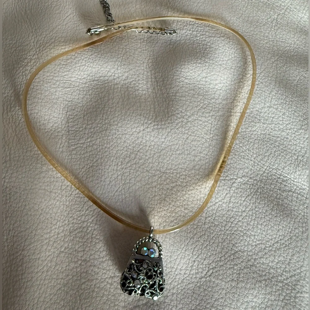Elegant Silver Pendant Necklace